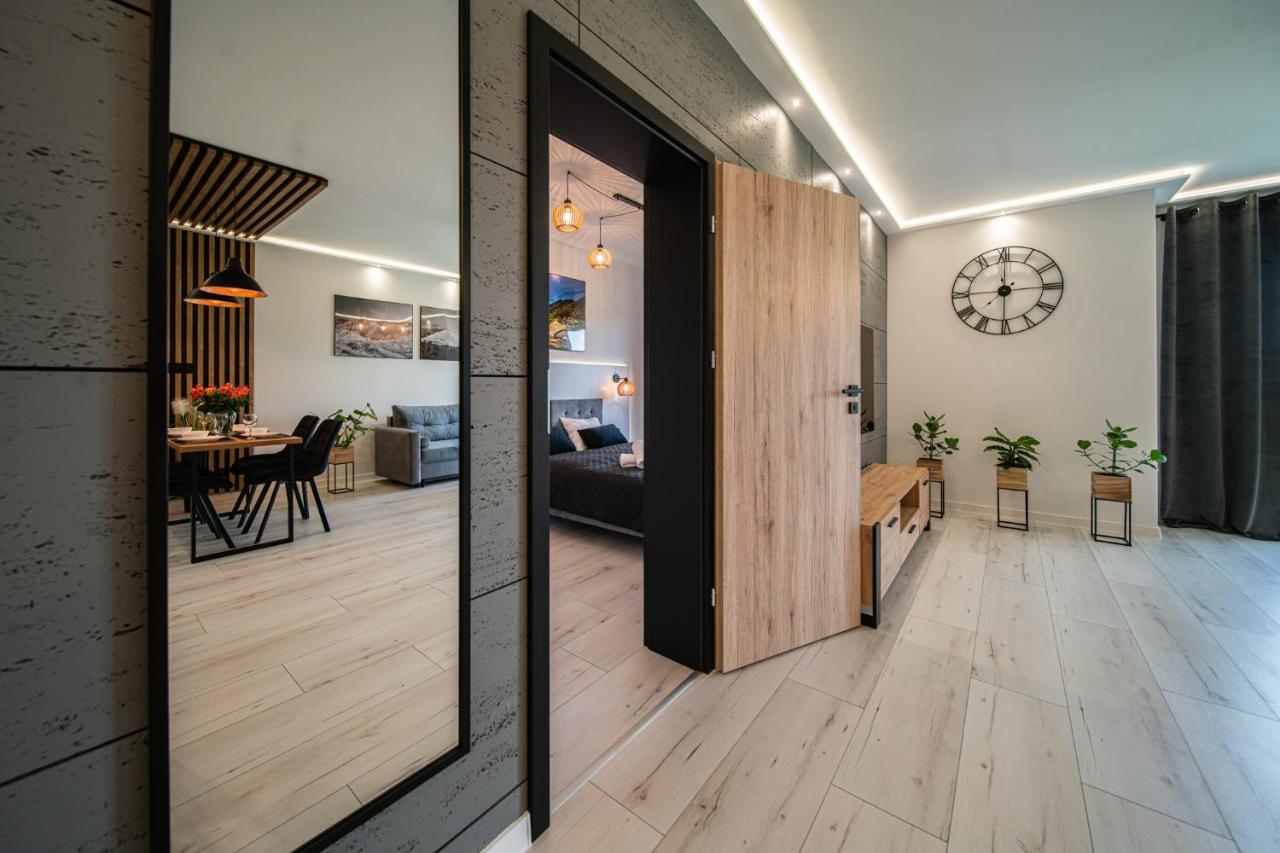 Апартаменты Apartament Duzy Staw Еленя-Гура Экстерьер фото