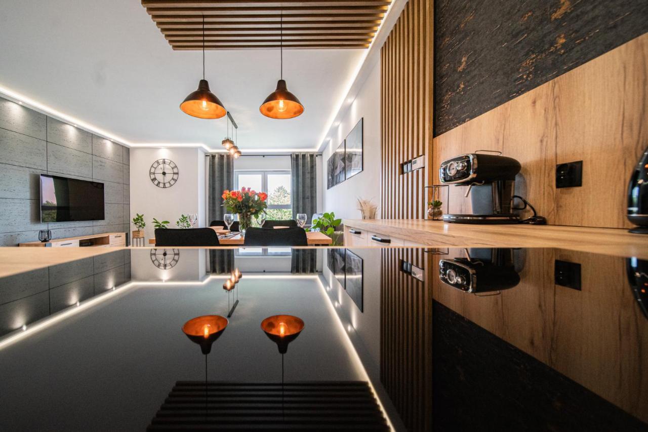 Апартаменты Apartament Duzy Staw Еленя-Гура Экстерьер фото