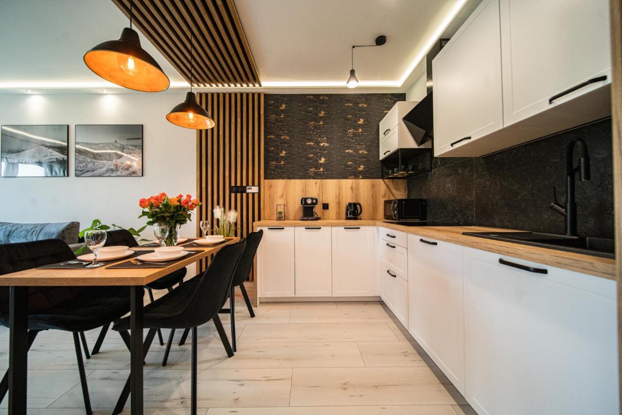 Апартаменты Apartament Duzy Staw Еленя-Гура Экстерьер фото