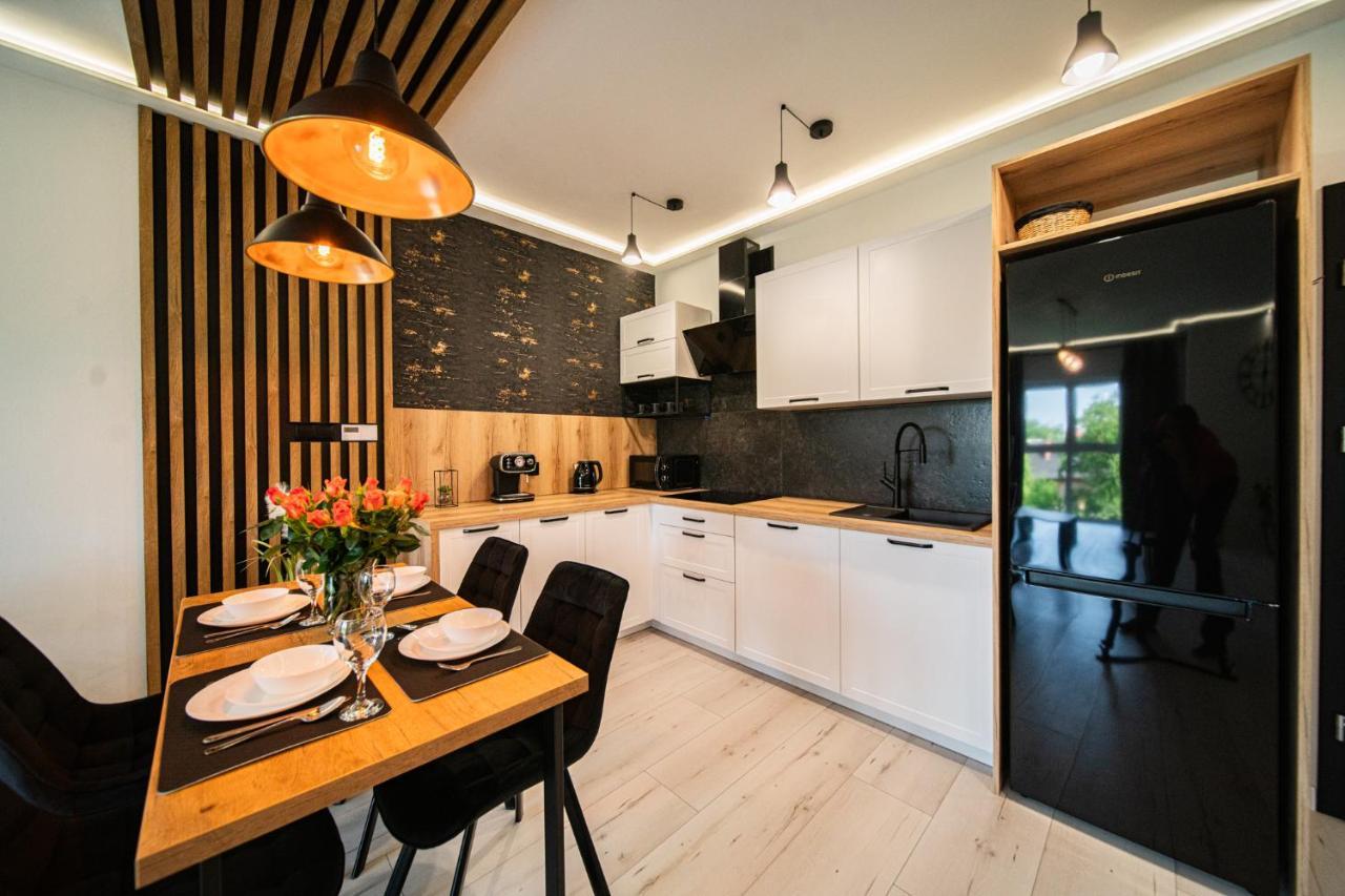 Апартаменты Apartament Duzy Staw Еленя-Гура Экстерьер фото